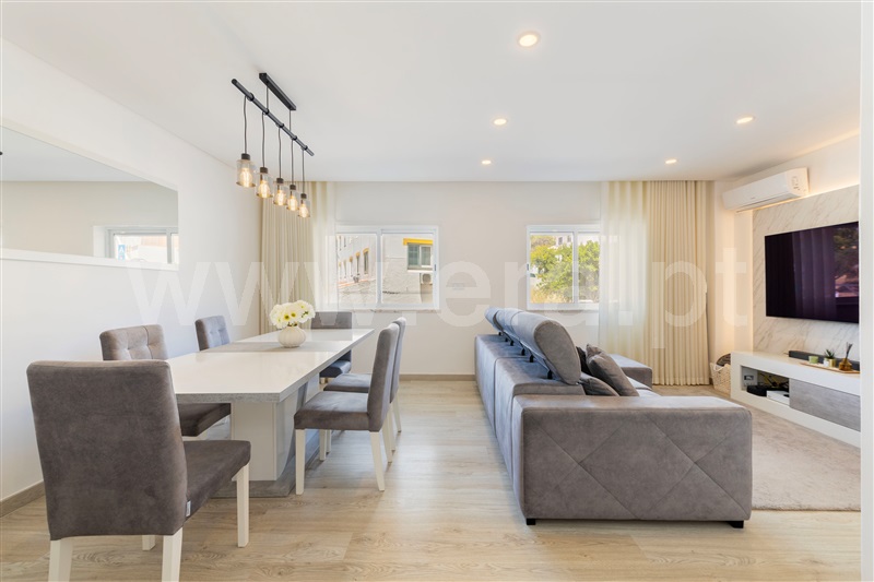 Apartamento T2 / Almada, Almada