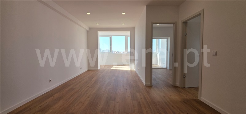 Apartamento T2 / Almada, Costa da Caparica