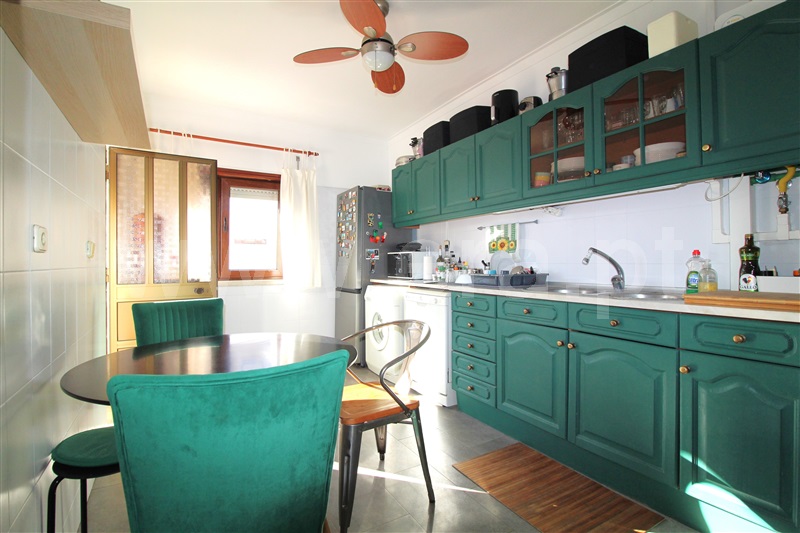 Apartamento T2 / Almada, Feijó