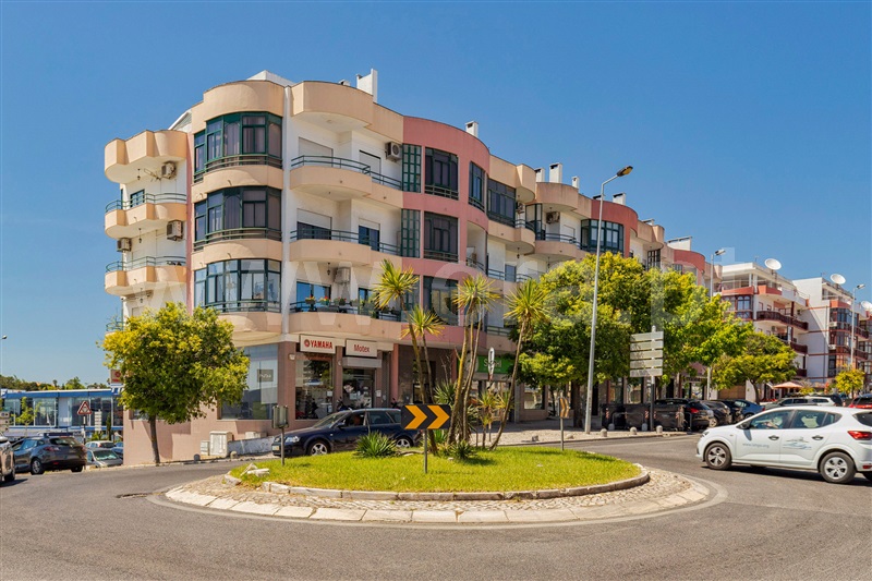 Apartamento T2 / Almada, Feijó
