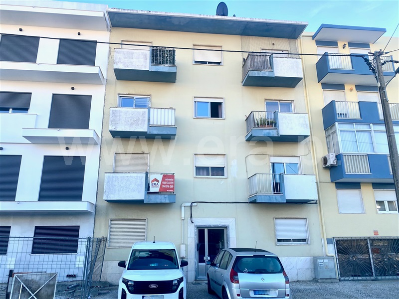 Apartamento T2 / Almada, Laranjeiro e Feijó