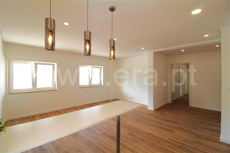Apartamento T2 / Almada, Quintinhas