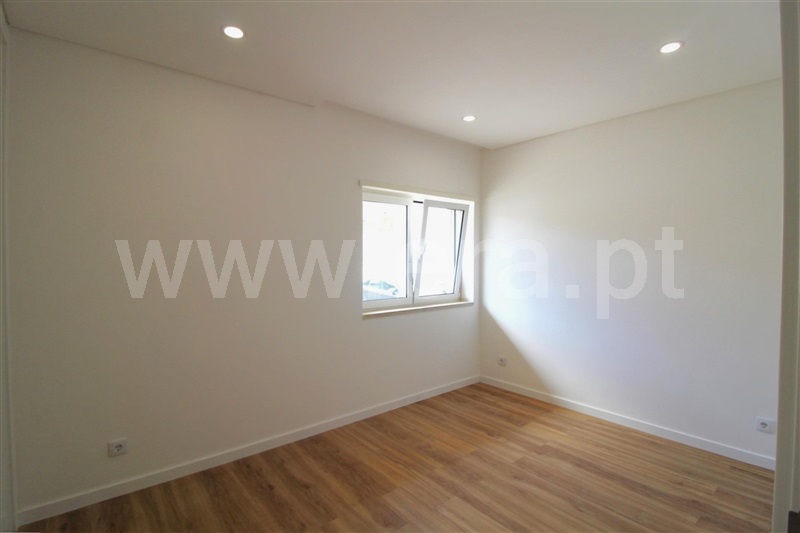 Apartamento T2 com Novo Almada, Quintinhas - 1471251 - 23