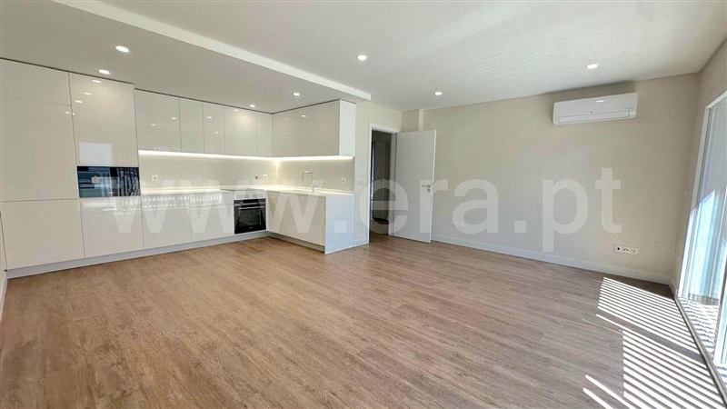 Apartamento T2 / Almada, Santo António da Caparica