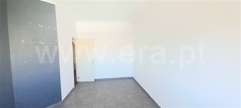 Apartamento T2 / Amadora, Águas Livres