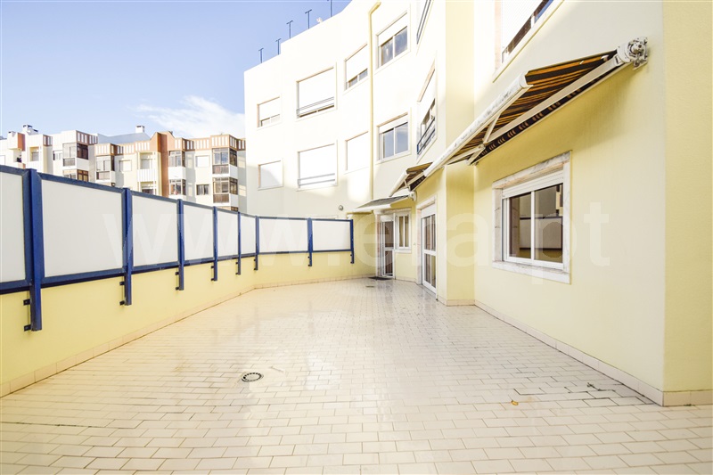 Apartamento T2 / Amadora, Águas Livres