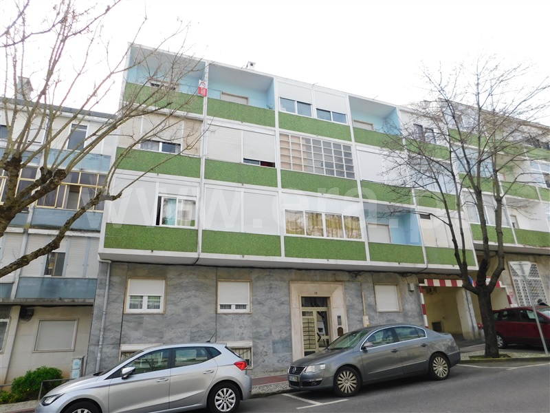 Apartamento T2 / Amadora, Águas Livres