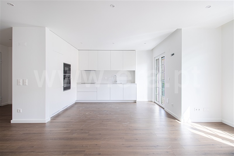 Apartamento T2 / Amadora, Águas Livres