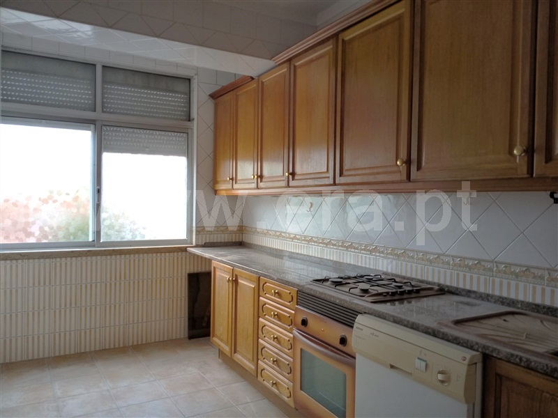 Apartamento T2 / Amadora, Águas Livres