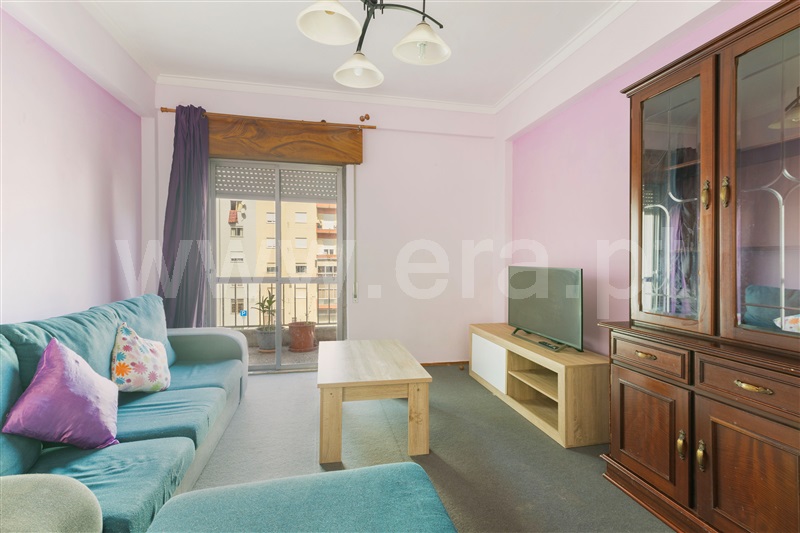 Apartamento T2 / Amadora, Amadora