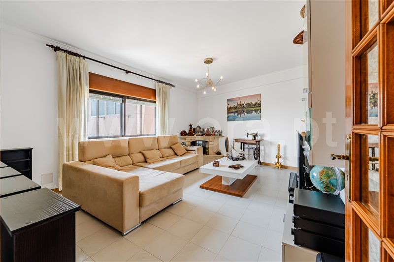 Apartamento T2 / Amadora, Brandoa
