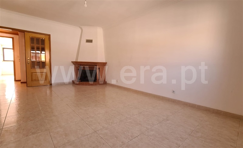 Apartamento T2 / Amadora, Buraca