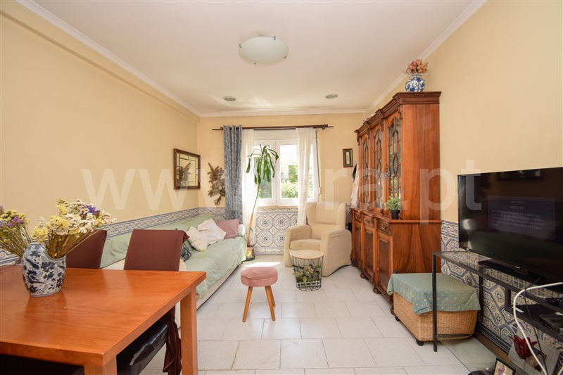 Apartamento T2 / Amadora, Mina de Água