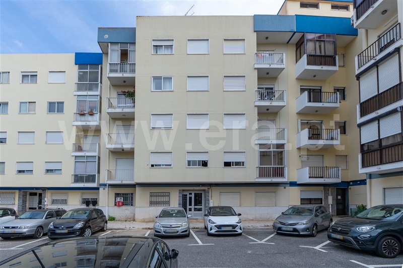 Apartamento T2 / Amadora, Mina