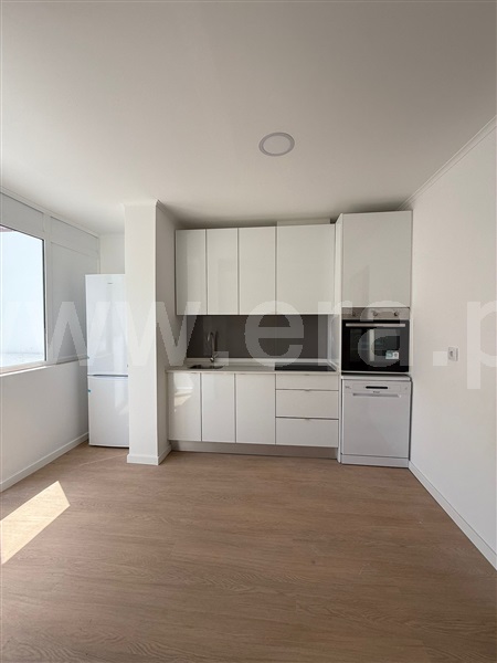 Apartamento T2 / Amadora, Venteira