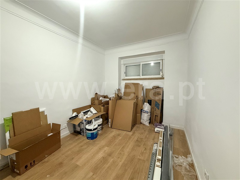 Apartamento T2 / Amadora, Venteira