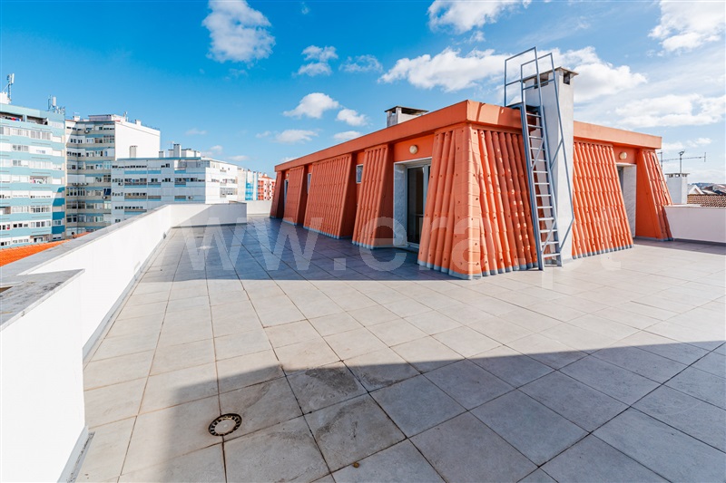 Apartamento T2 à venda em Venteira, Amadora — foto 3