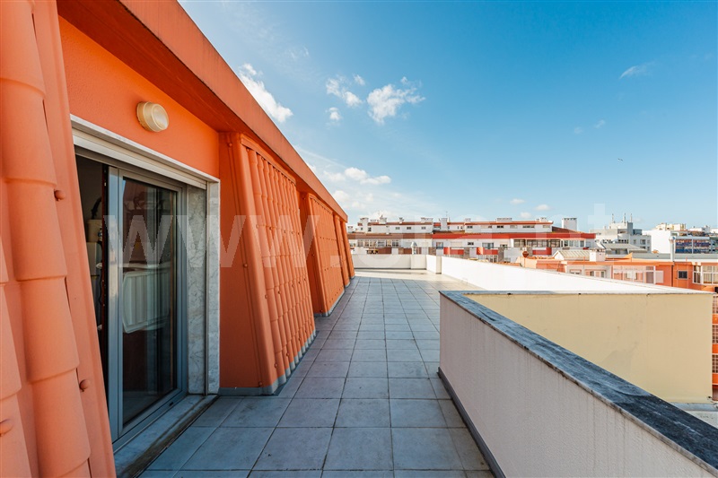 Apartamento T2 à venda em Venteira, Amadora — foto 4