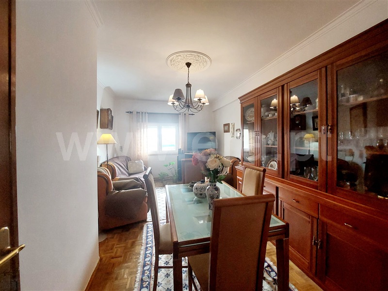Apartamento T2 / Amadora, Venteira