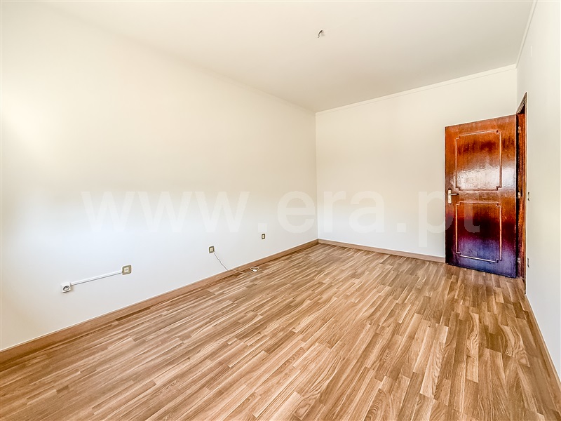 Apartamento T2 / Barcelos, Galegos (Santa Maria)