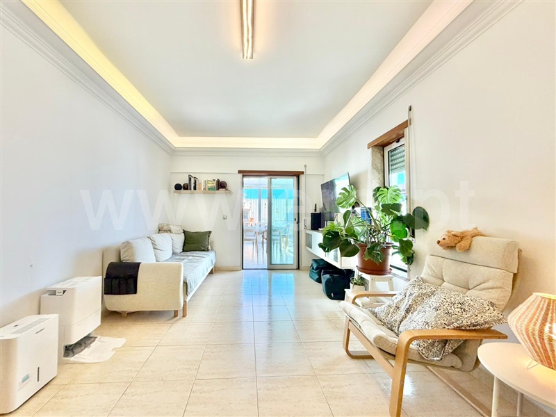 Apartamento T2 à venda em Alto do Seixalinho / Santa Casa da Misericórdia, Barreiro — foto 2