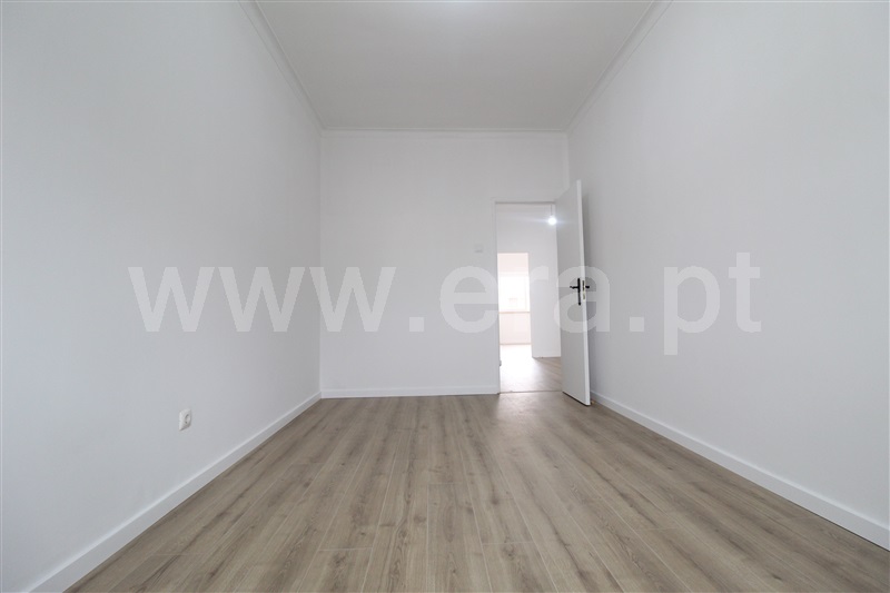 Apartamento T2 / Barreiro, Alto do Seixalinho, Santo André e Verderena