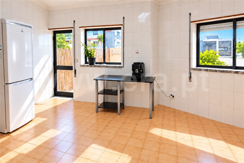 Apartamento T2 à venda em Caldas da Rainha, Caldas da Rainha — foto 4