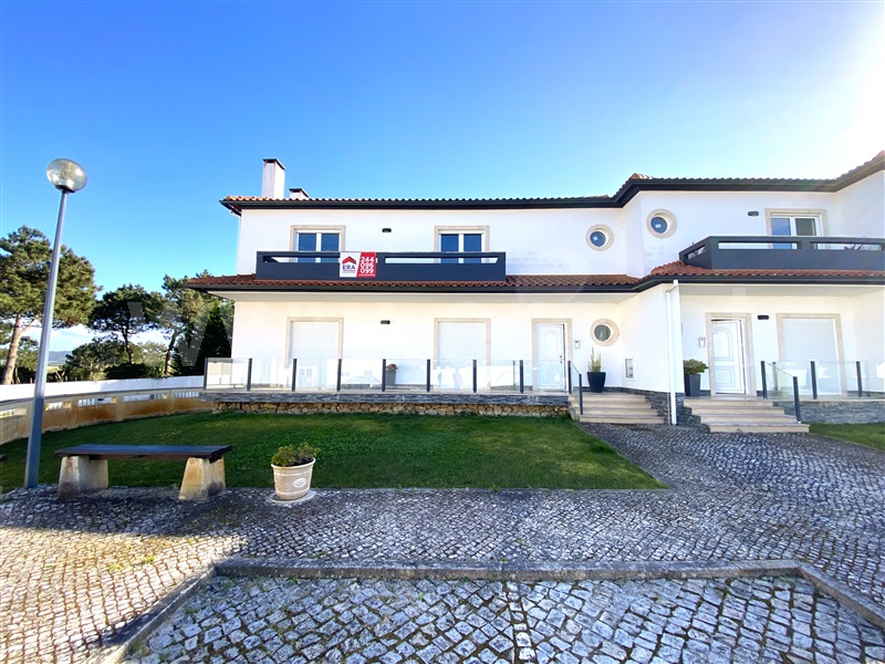 Apartamento T2 / Caldas da Rainha, Tornada e Salir do Porto