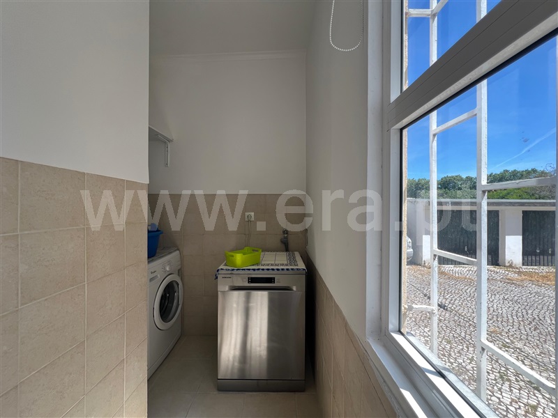 Apartamento T2 / Cascais, Carcavelos e Parede - Mais