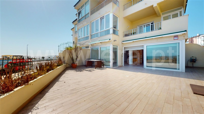 Apartamento T2 / Cascais, Carcavelos e Parede