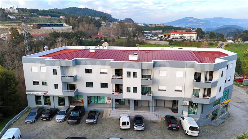 Apartamento T2 / Castelo de Paiva, Sobrado e Bairros