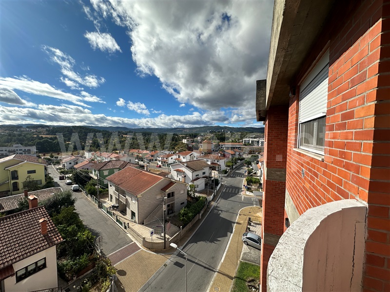 Apartamento T2 / Chaves, Santa Maria Maior