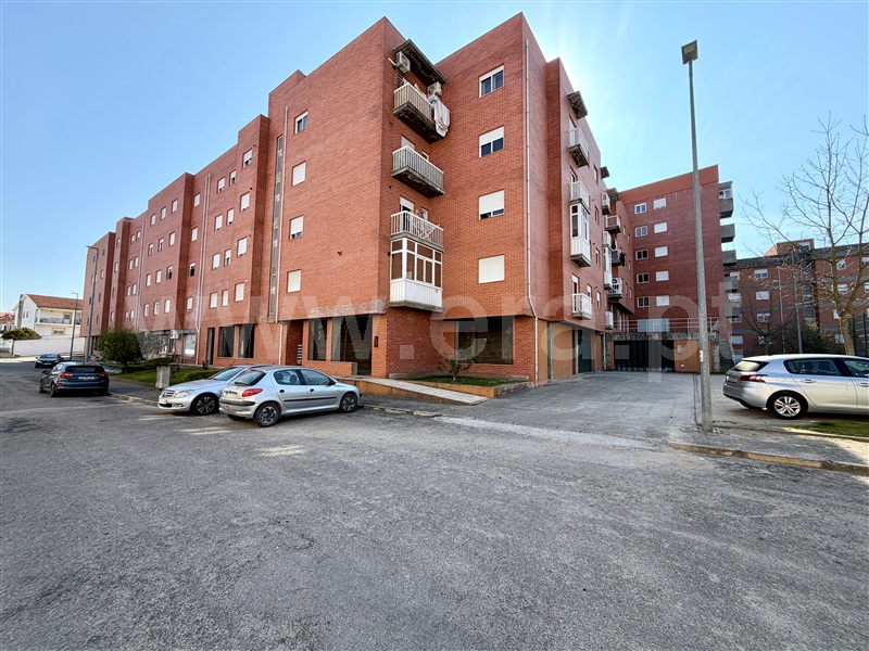 Apartamento T2 / Chaves, Santa Maria Maior