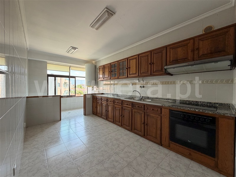 Apartamento T2 / Chaves, Santa Maria Maior