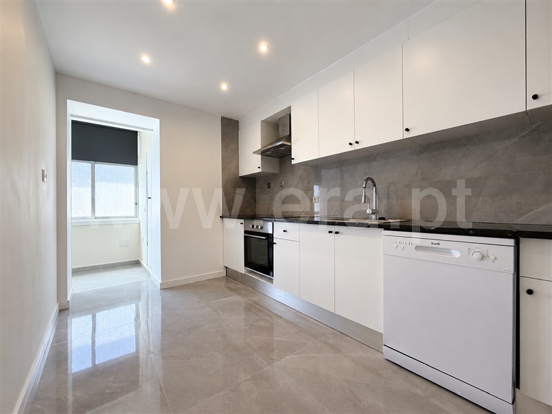 Apartamento T2 / Coimbra, Celas