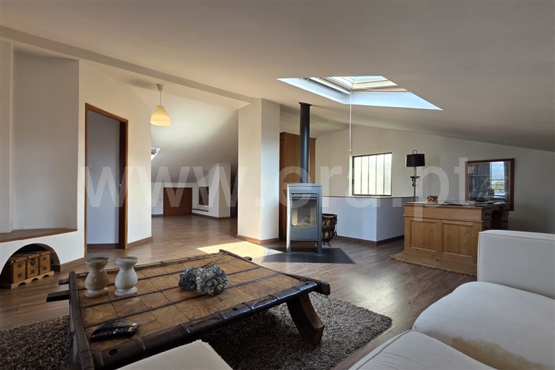 Apartamento T2 em Santo António dos Olivais, €320.000