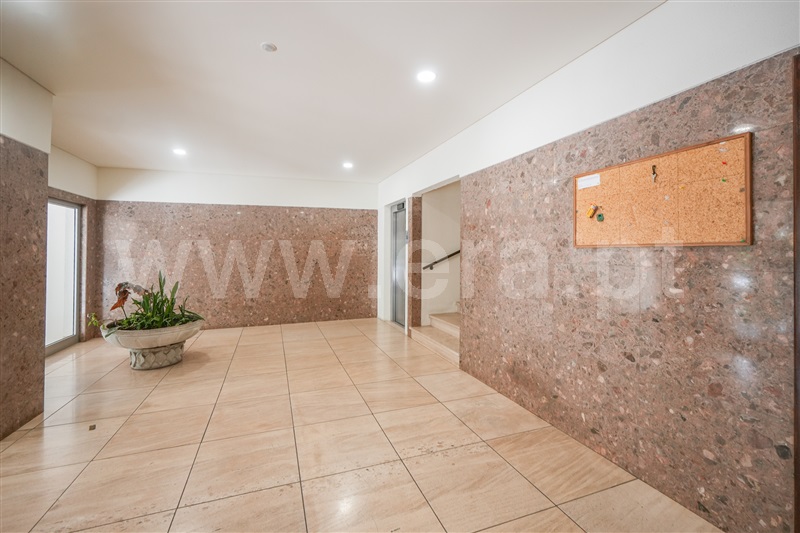 Apartamento T2 à venda em Santo António dos Olivais, Coimbra — foto 4