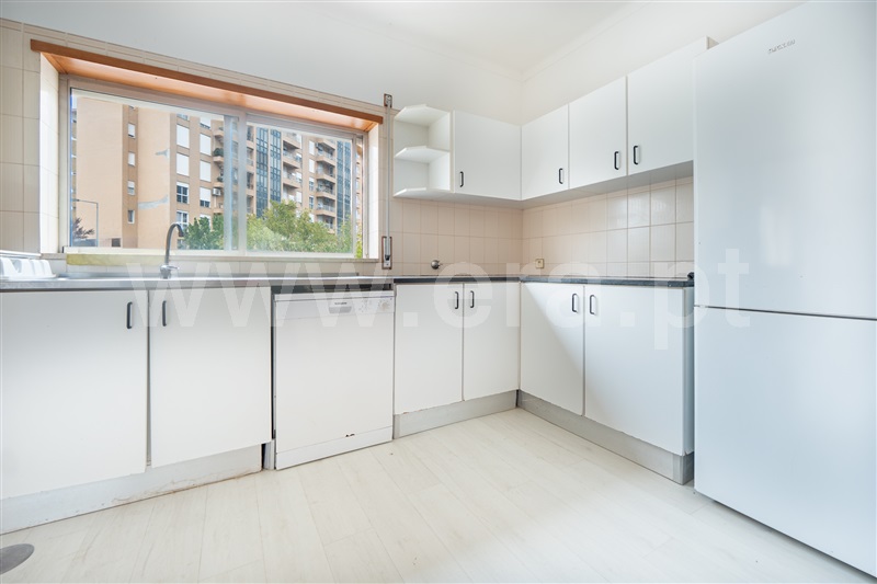 Apartamento T2 à venda em Santo António dos Olivais, Coimbra — foto 14