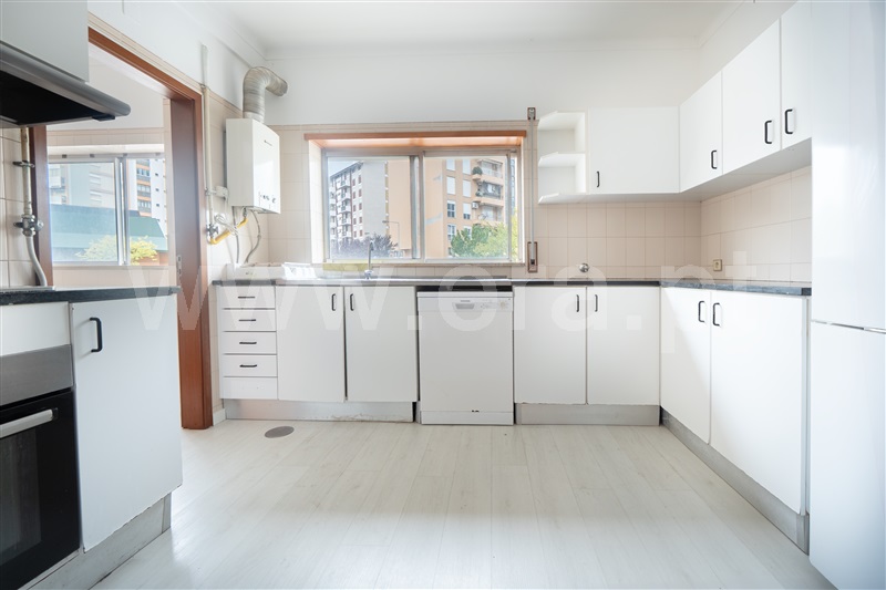 Apartamento T2 à venda em Santo António dos Olivais, Coimbra — foto 15