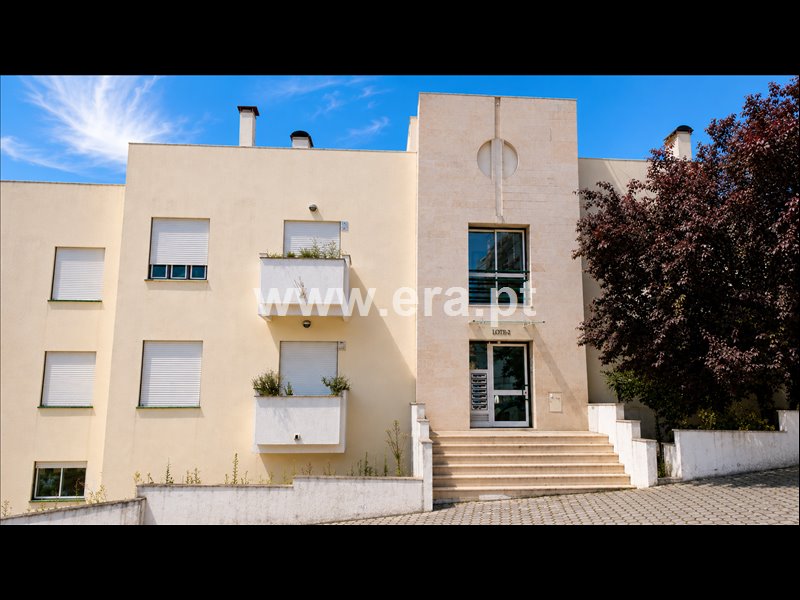 Apartamento T2 em São Martinho do Bispo e Ribeira de Frades, €280.000