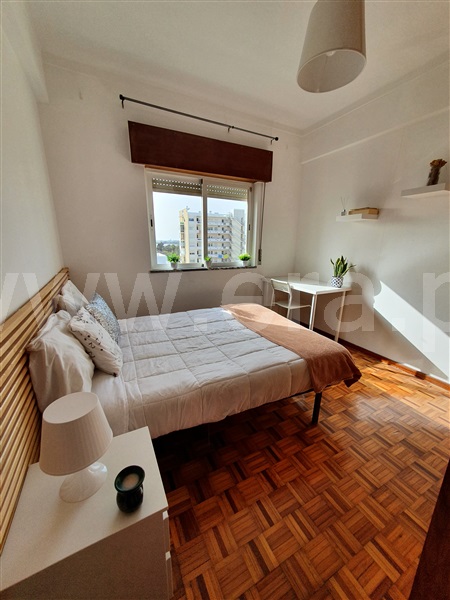 Apartamento T2 à venda em Alto Rodes, Faro — foto 2