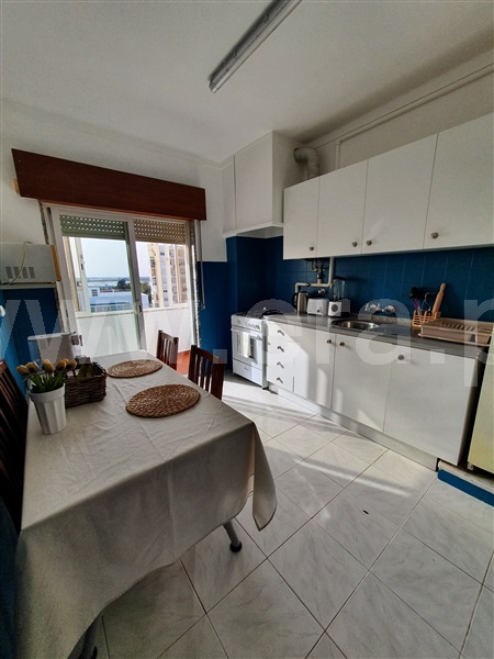 Apartamento T2 à venda em Alto Rodes, Faro — foto 5