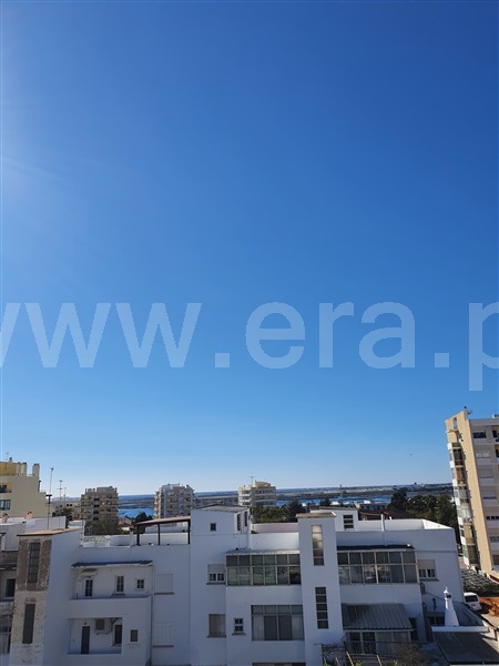 Apartamento T2 à venda em Alto Rodes, Faro — foto 9