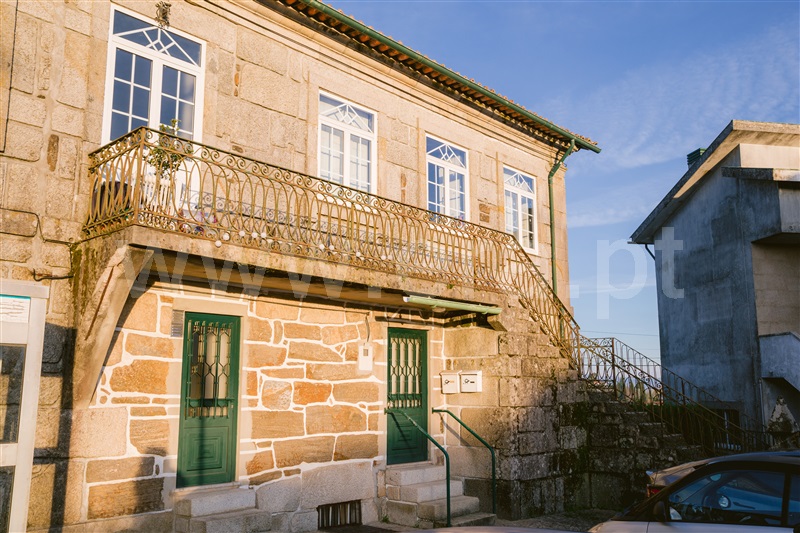 Apartamento T2 / Felgueiras, Idães
