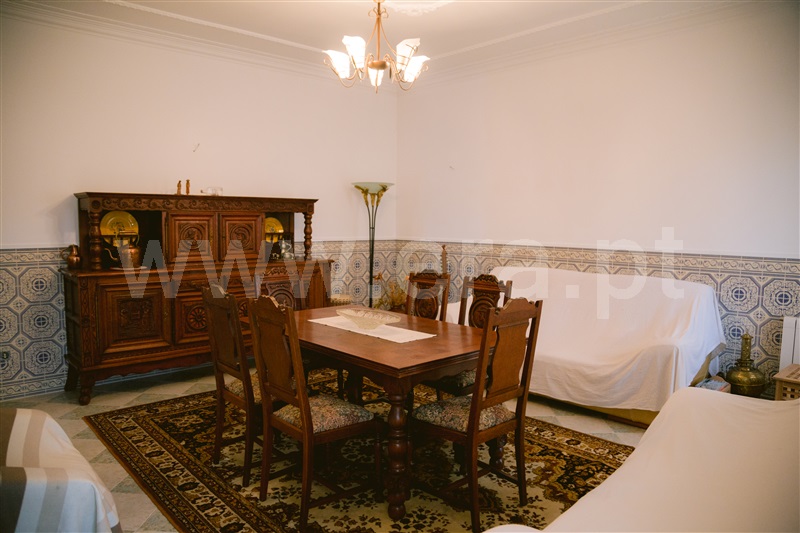 Apartamento T2 / Felgueiras, Idães