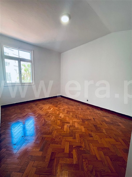 Apartamento T2 à venda em Funchal (Sé), Funchal — foto 3