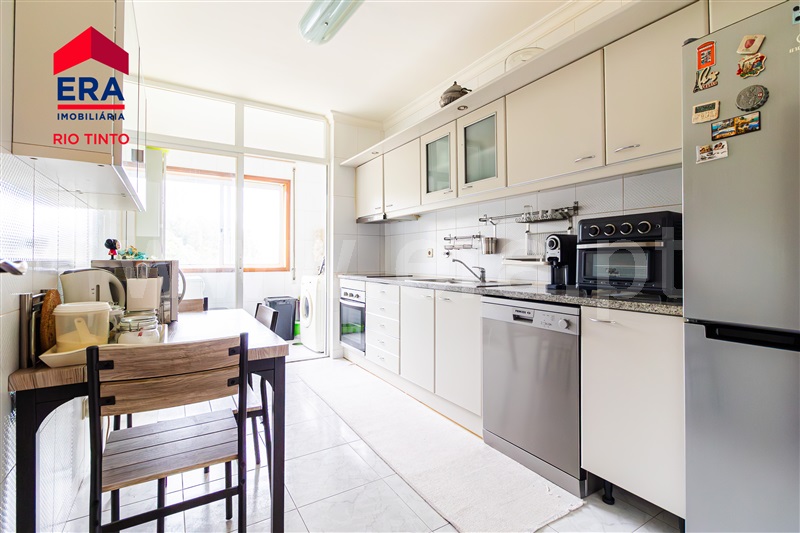 Apartamento T2 / Gondomar, Baguim do Monte - Igreja