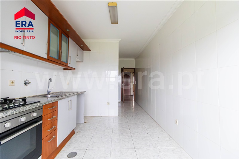 Apartamento T2 à venda em Baguim do Monte - Igreja, Gondomar — foto 3