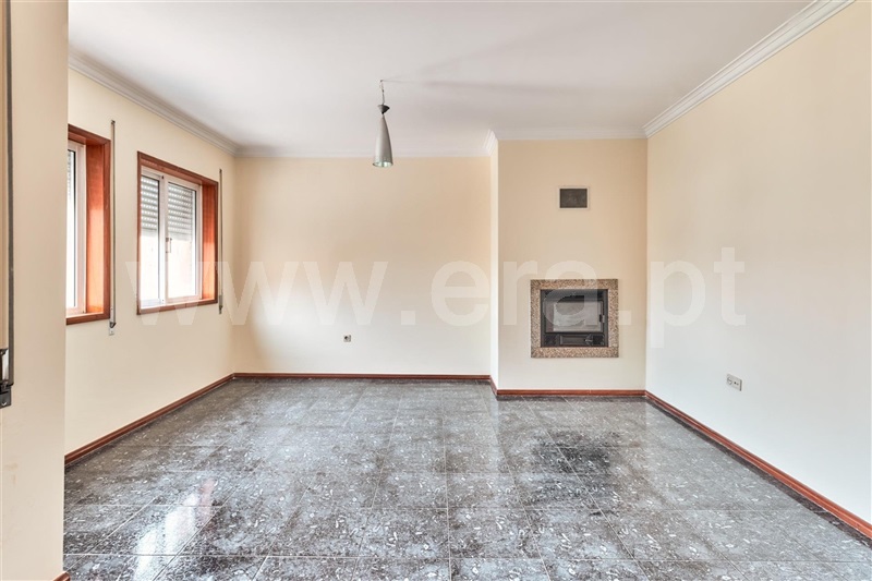 Apartamento T2 / Gondomar, Fânzeres e São Pedro da Cova