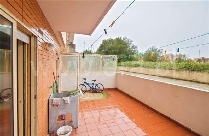 Apartamento T2 / Gondomar, Fânzeres - Repelão